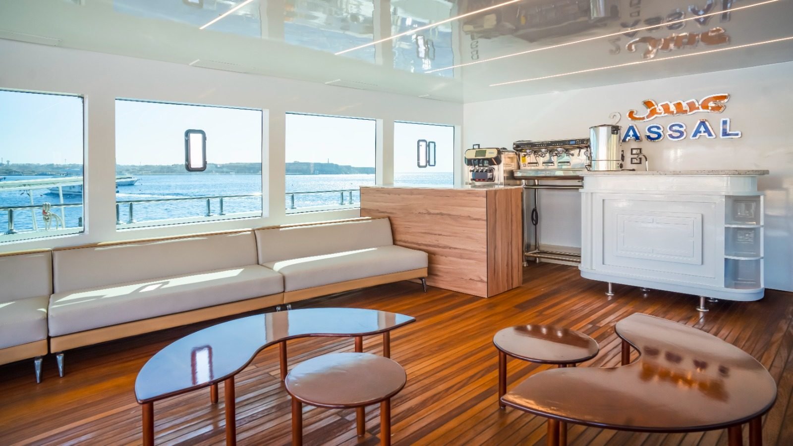 Upper-deck lounge with coffee bar