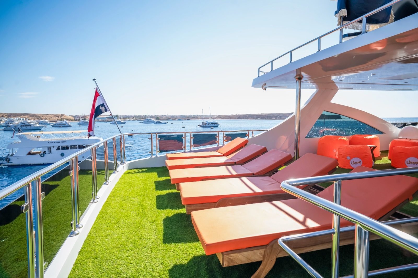 Sun deck with loungers